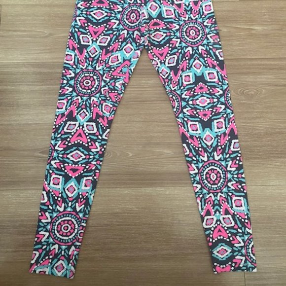 JUSTICE GIRLS BRAND NEW 2 PIECE LONG SLEEVE SHIRT AND FULL LENGTH LEGGINGS - Picture 4 of 4